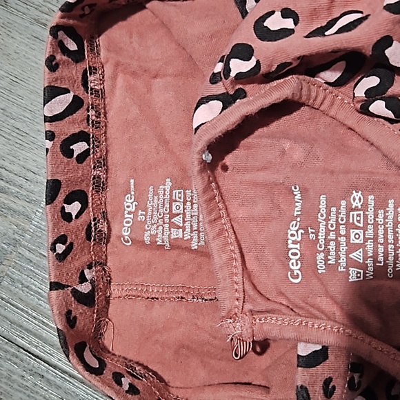 George | Toddler Girl Outfit Set | 3T - Picture 2 of 3